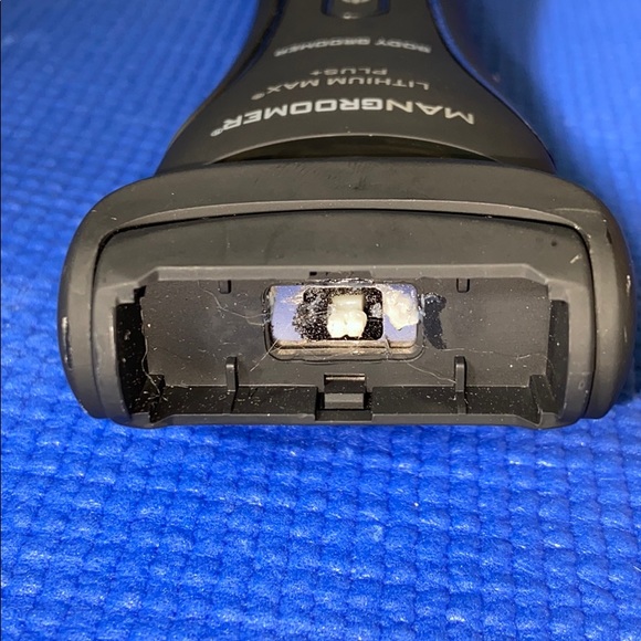 ManGroomer Grooming Mangroomer Might Not Work For Parts See Pics